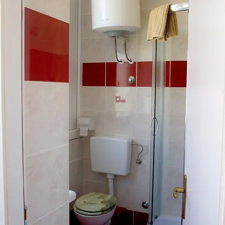 Tomisa Апартаменти *