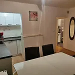 Tomisa Апартаменти